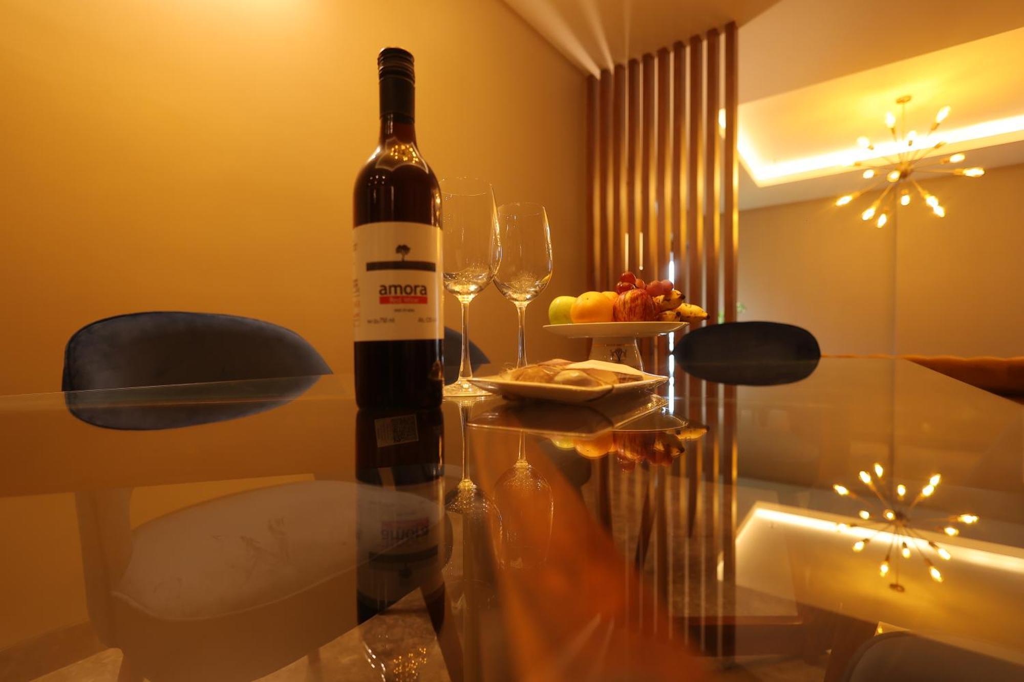 Hotel Polo Towers Агартала Екстериор снимка