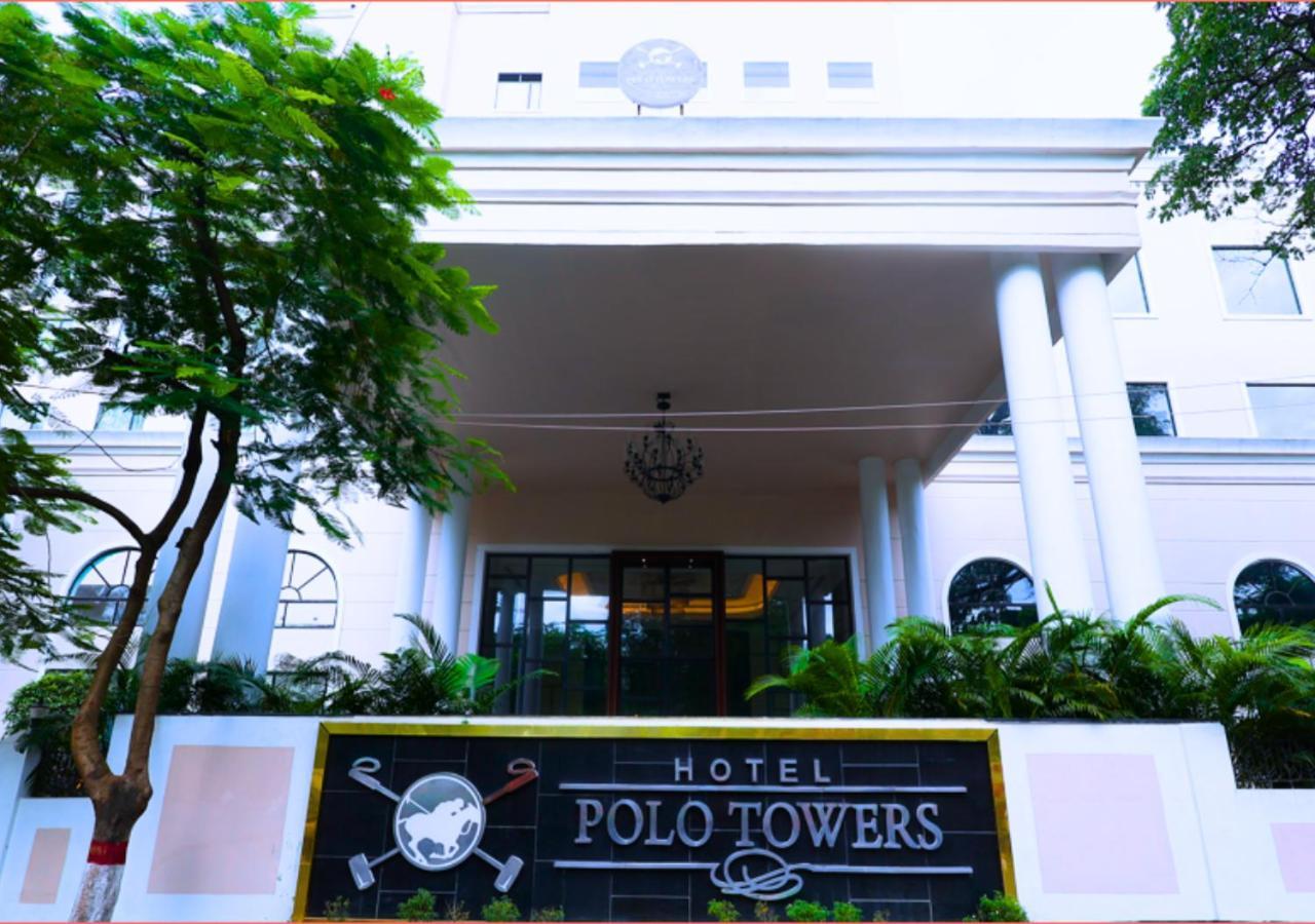 Hotel Polo Towers Агартала Екстериор снимка