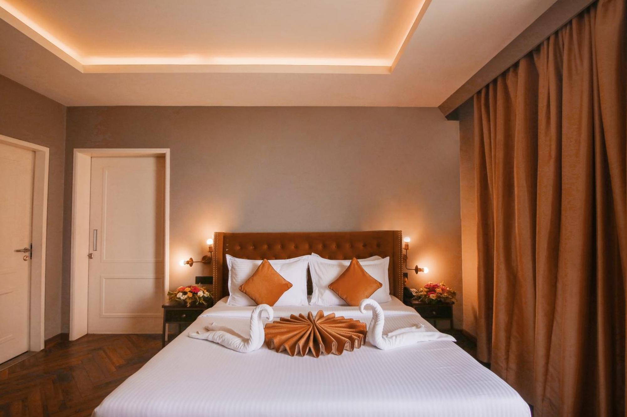 Hotel Polo Towers Агартала Екстериор снимка